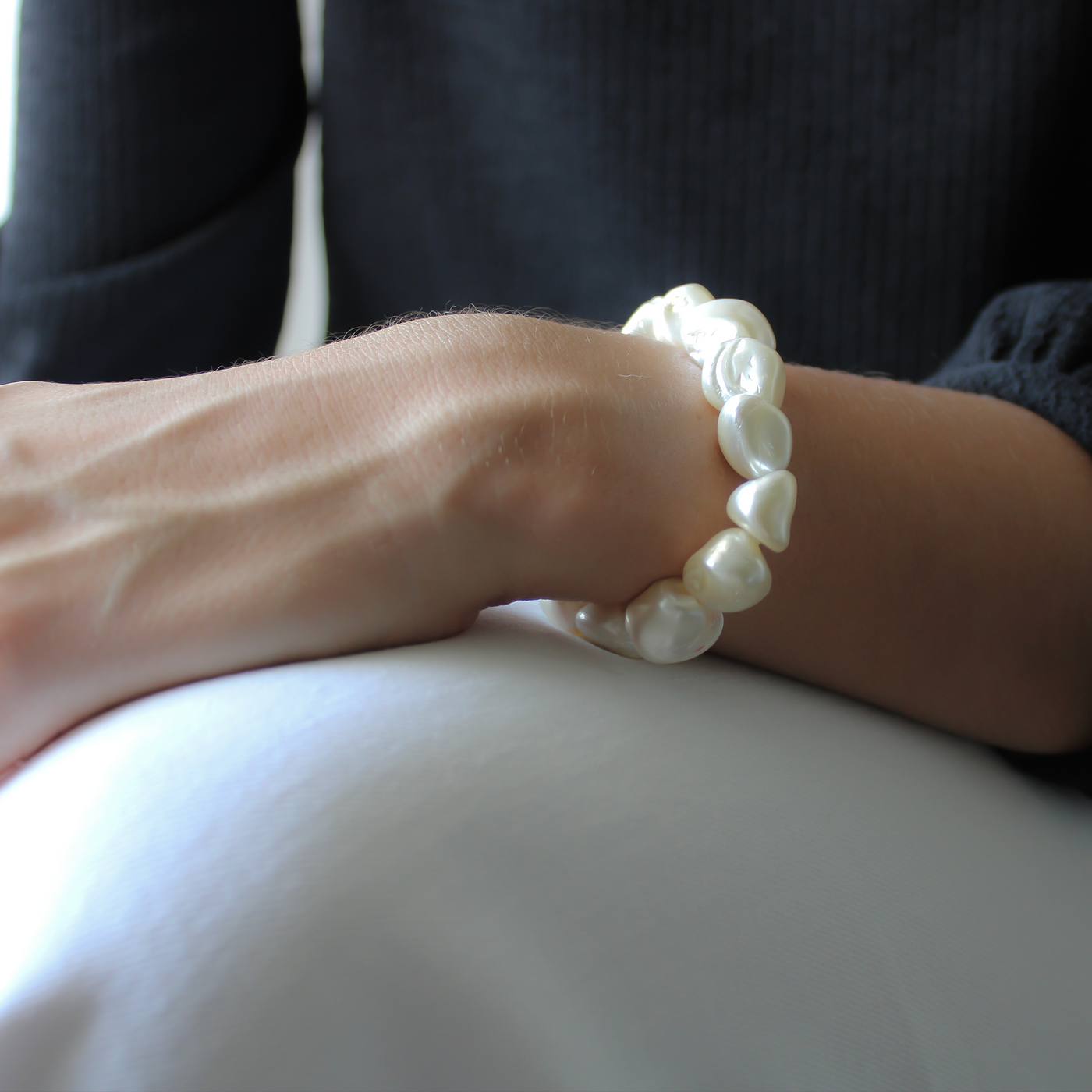 baroque pearl bracelet